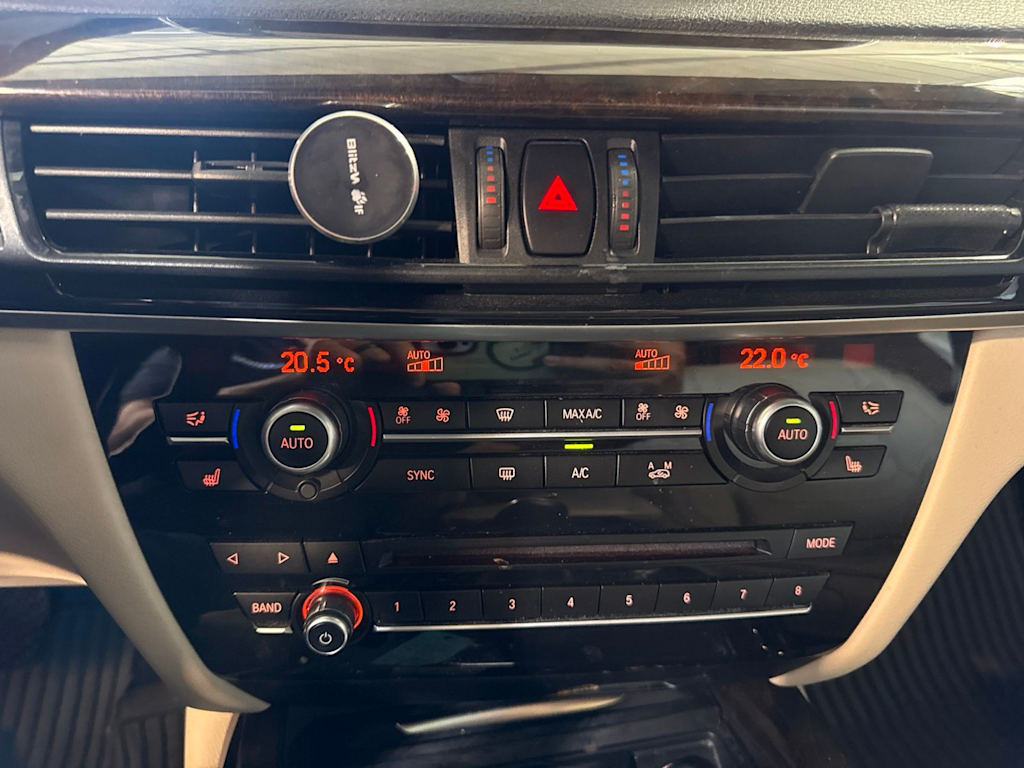 Thumbnail: 2017 BMW X5 - 30