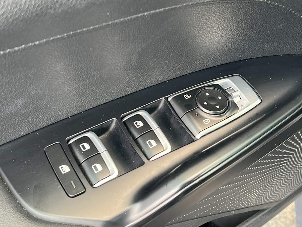 Thumbnail: 2023 Kia K5 - 23