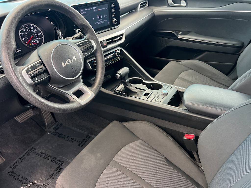 Thumbnail: 2023 Kia K5 - 9