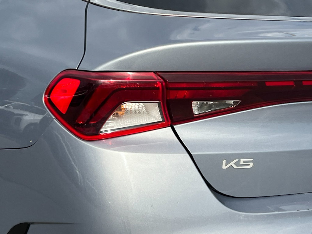 Thumbnail: 2023 Kia K5 - 28