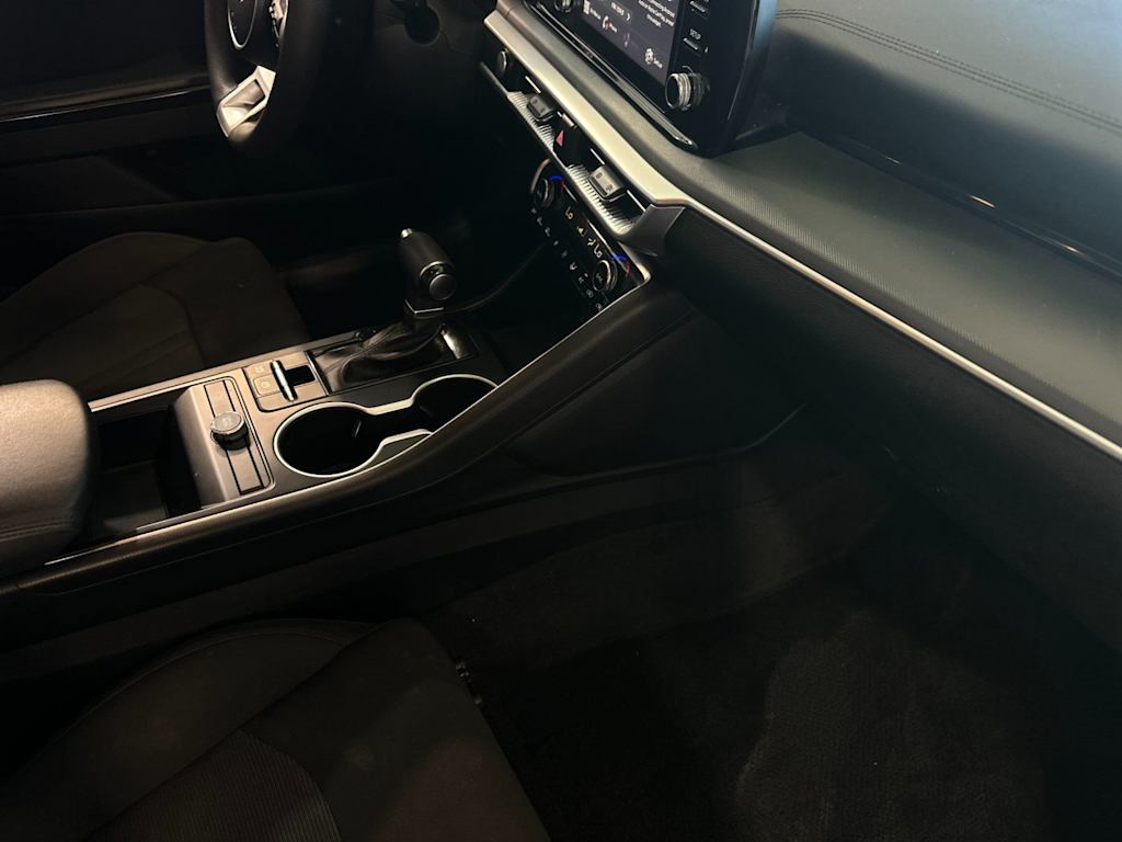 Thumbnail: 2022 Kia K5 - 12
