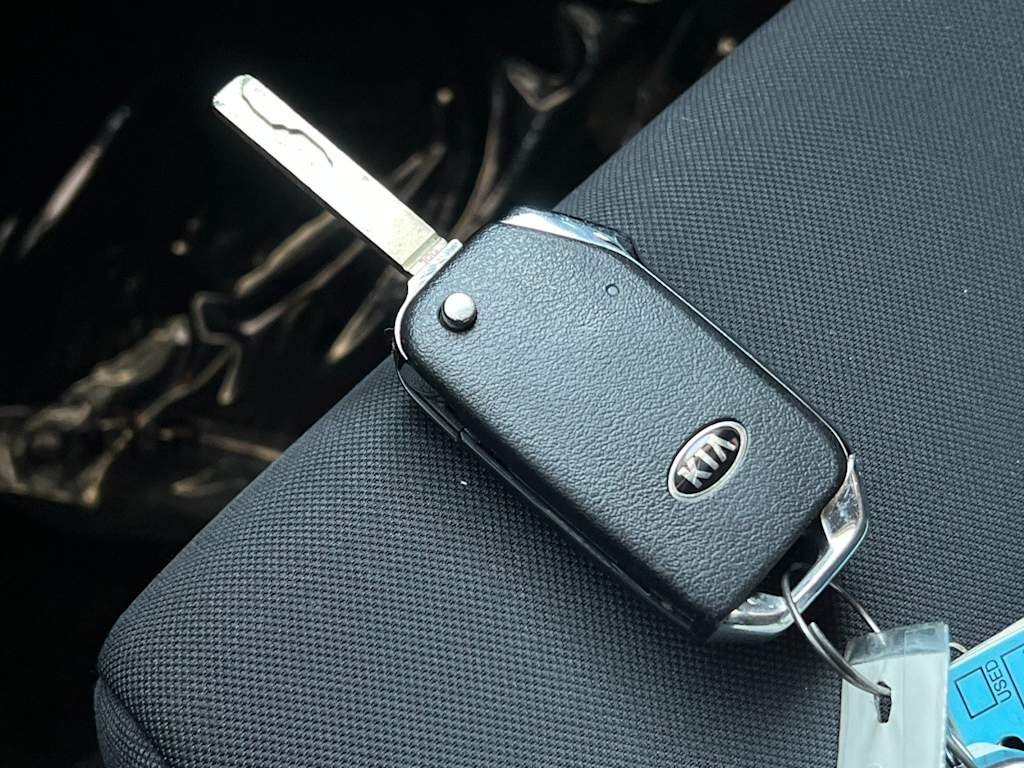 Thumbnail: 2021 Kia K5 - 17