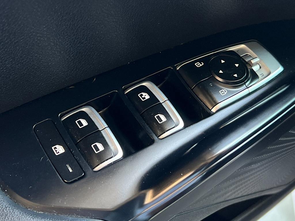 Thumbnail: 2021 Kia K5 - 23