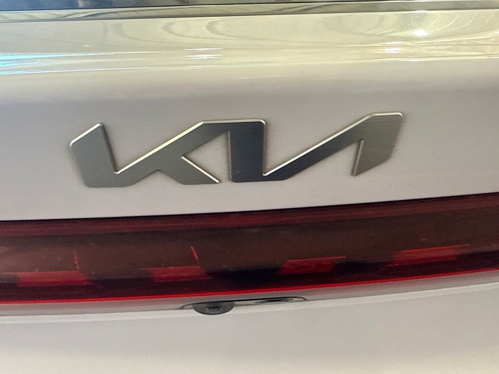 Thumbnail: 2022 Kia K5 - 22