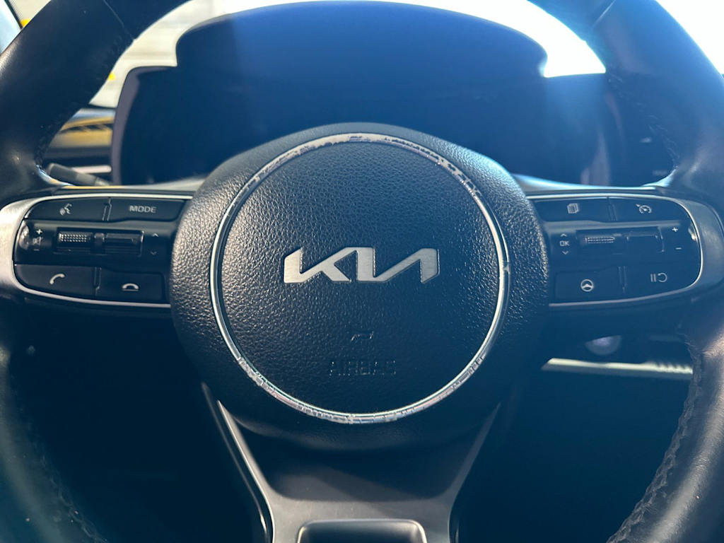 2022 Kia K5 GT-Line - Photo 25