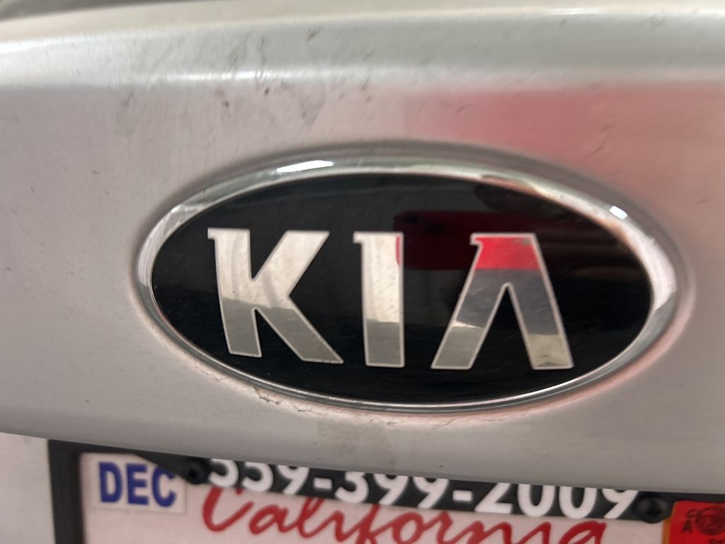 Thumbnail: 2018 Kia Optima - 18