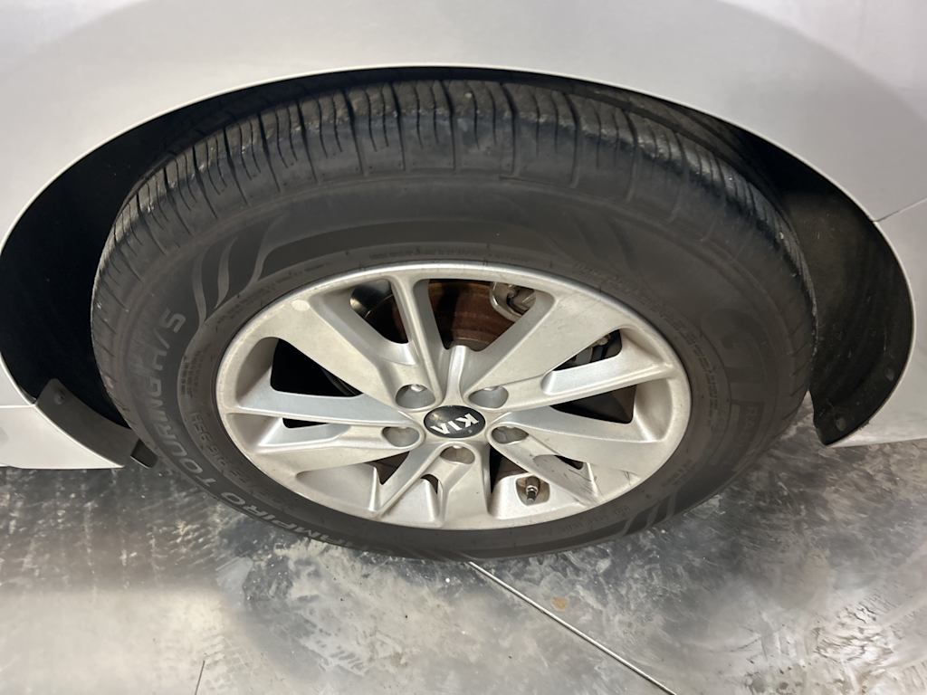 Thumbnail: 2018 Kia Optima - 21