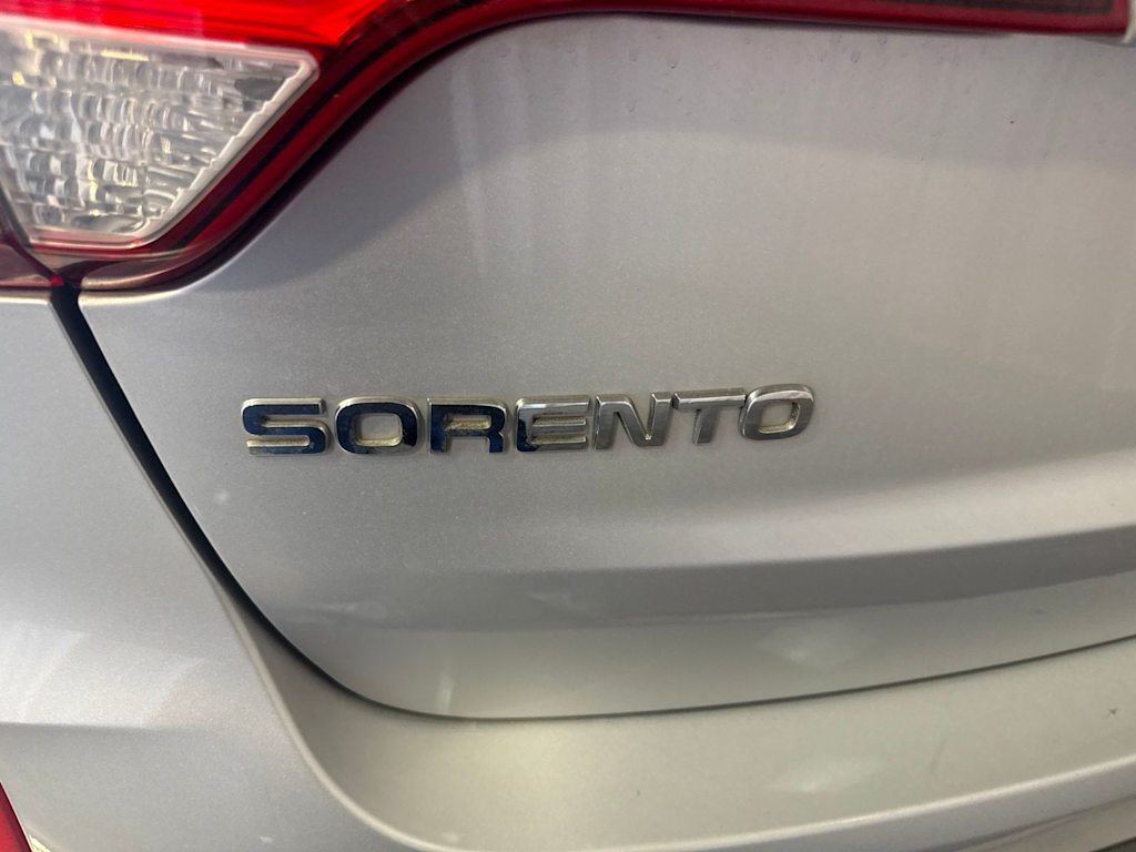 Thumbnail: 2015 Kia Sorento - 20