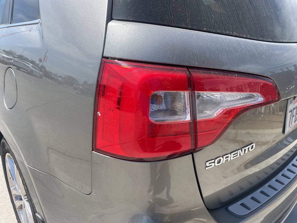 2015 Kia Sorento L 23