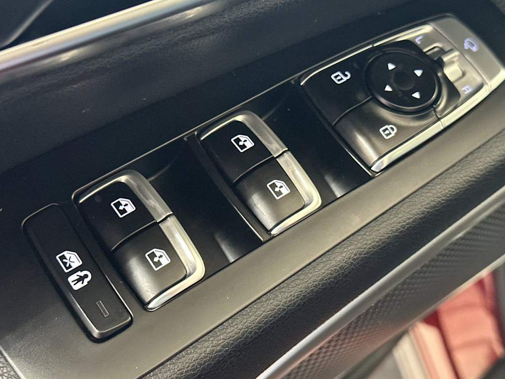 Thumbnail: 2023 Kia Telluride - 23