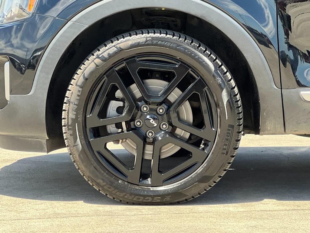 Thumbnail: 2023 Kia Telluride - 8