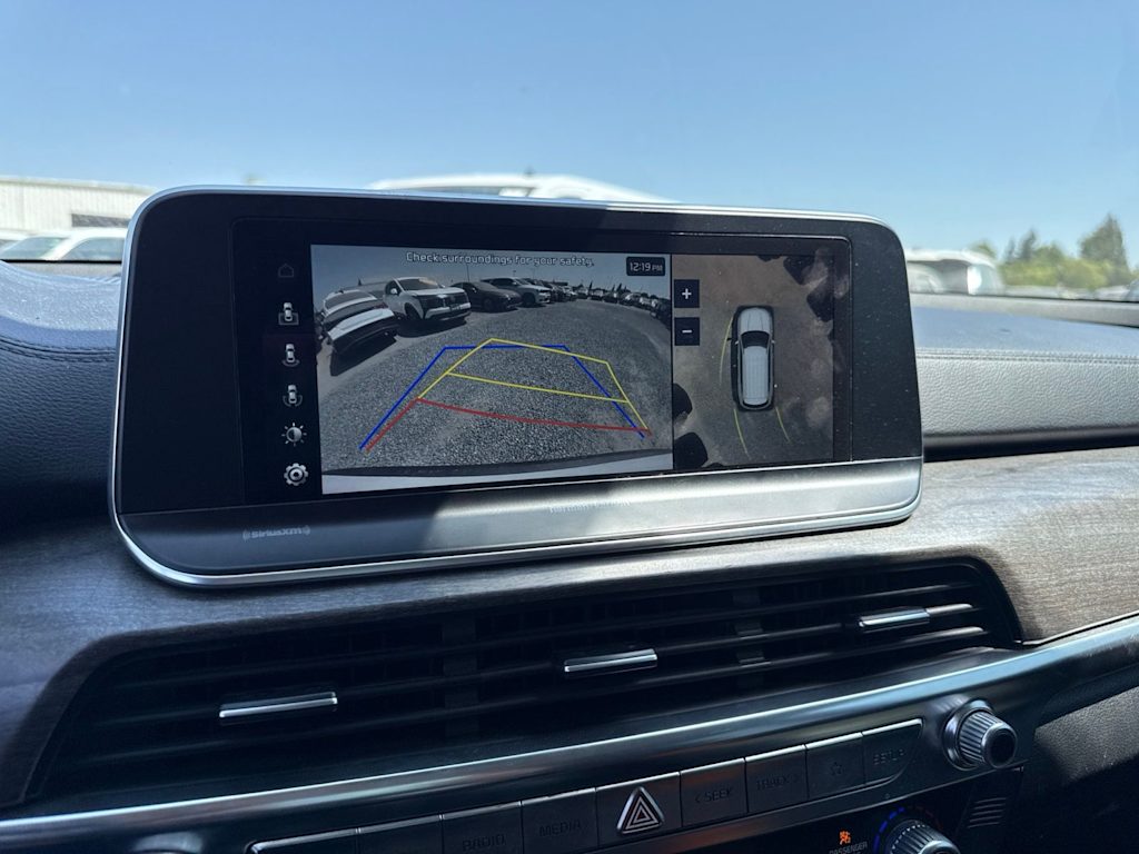 Thumbnail: 2020 Kia Telluride - 31