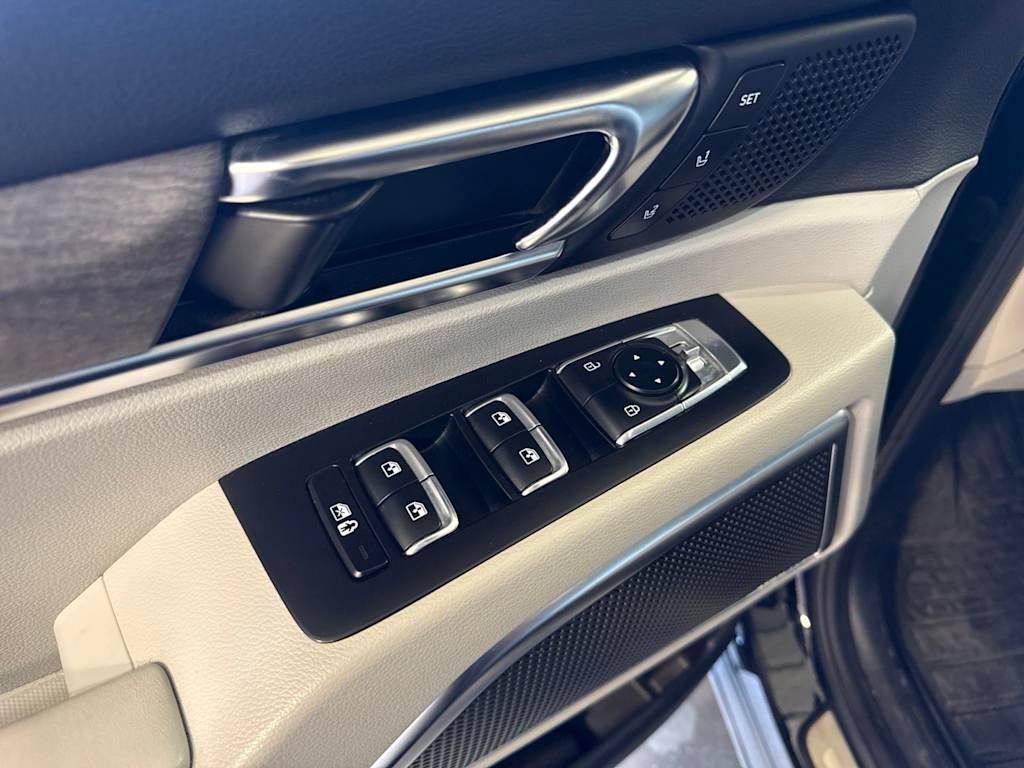 Thumbnail: 2022 Kia Telluride - 21