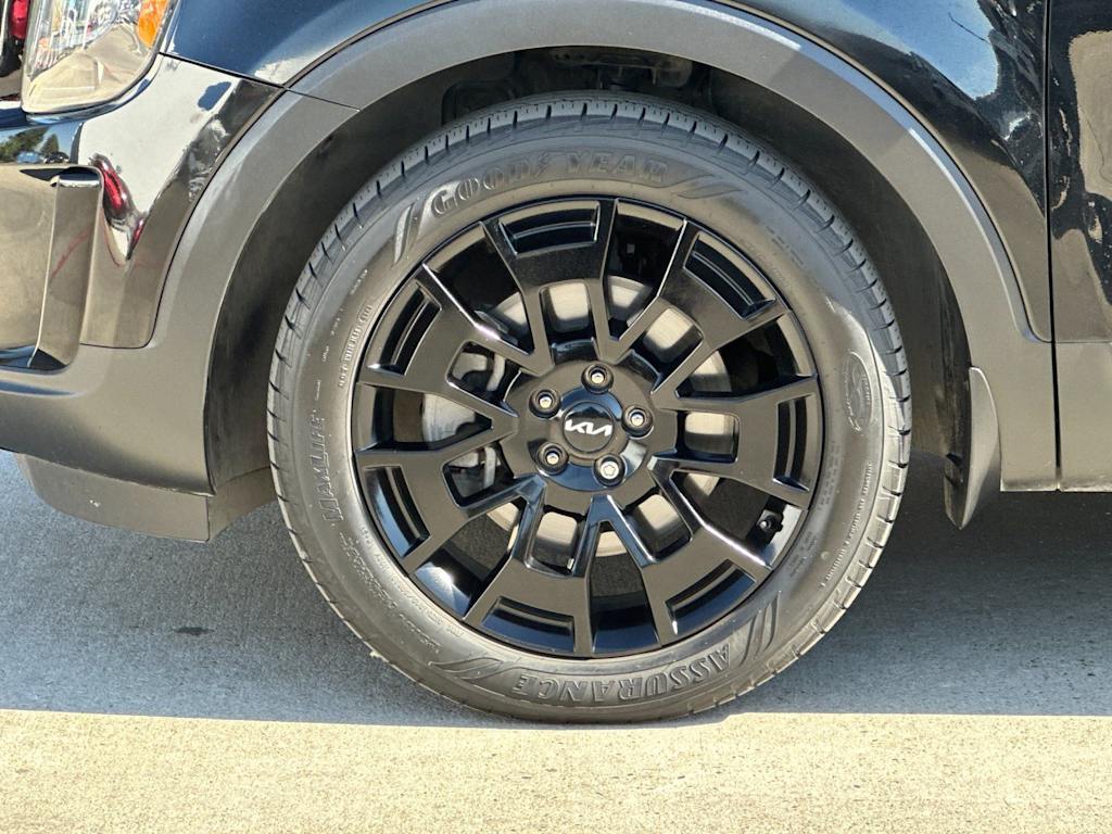 Thumbnail: 2022 Kia Telluride - 8