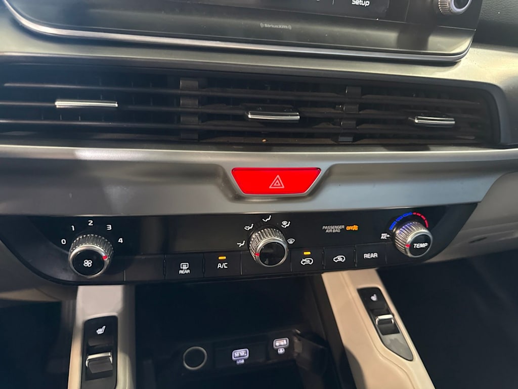 Thumbnail: 2021 Kia Telluride - 27