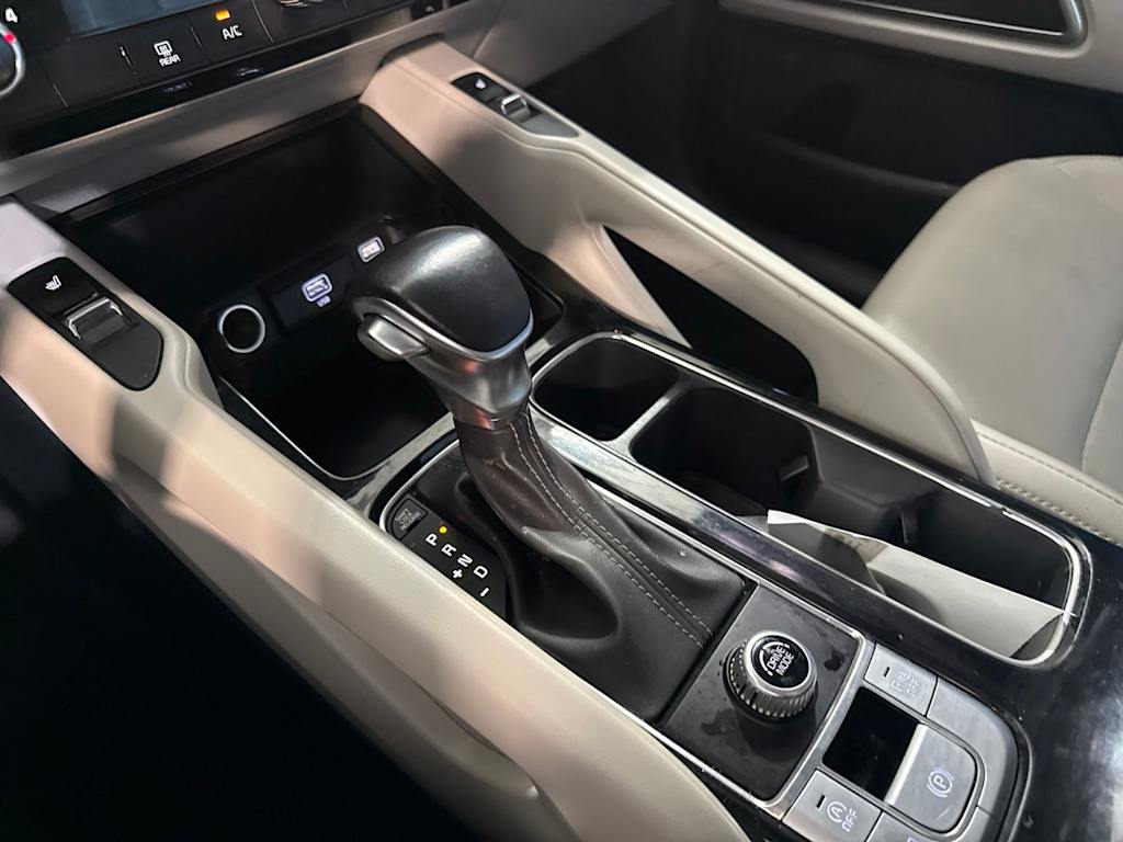 Thumbnail: 2021 Kia Telluride - 13