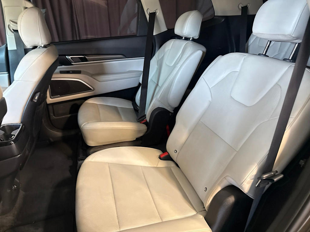 Thumbnail: 2021 Kia Telluride - 11