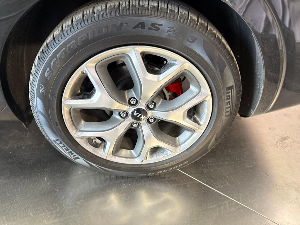 Thumbnail: 2019 Kia Sorento - 8