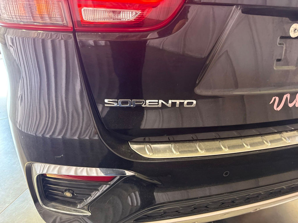 Thumbnail: 2019 Kia Sorento - 21