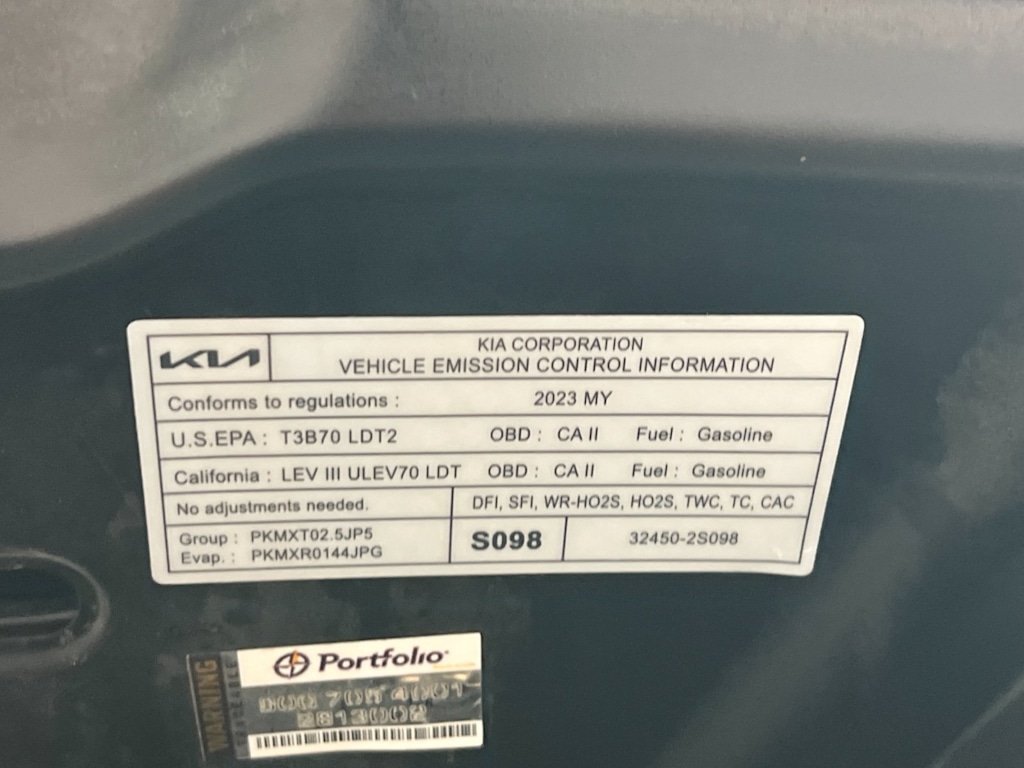 Thumbnail: 2023 Kia Sorento - 18