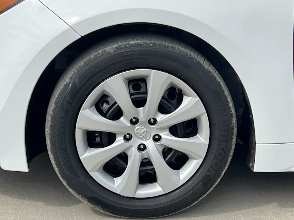 2024 Toyota Corolla LE 8