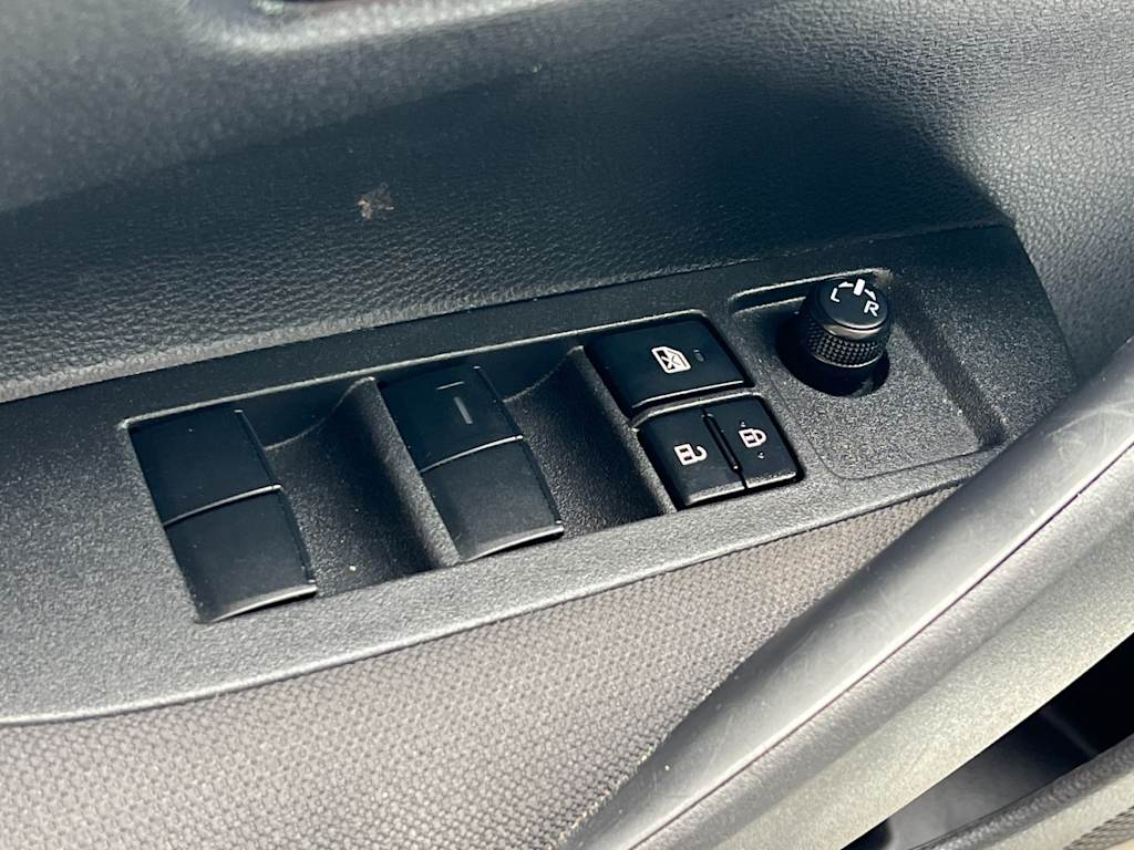 2024 Toyota Corolla LE 23