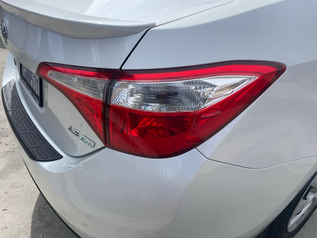 2014 Toyota Corolla LE Eco 18