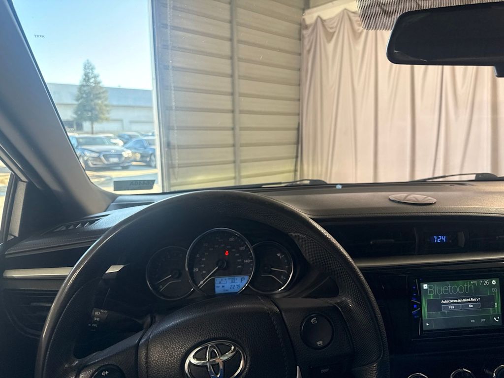Thumbnail: 2015 Toyota Corolla - 23