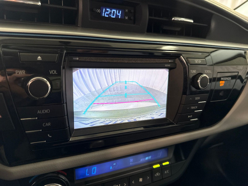 Thumbnail: 2015 Toyota Corolla - 27