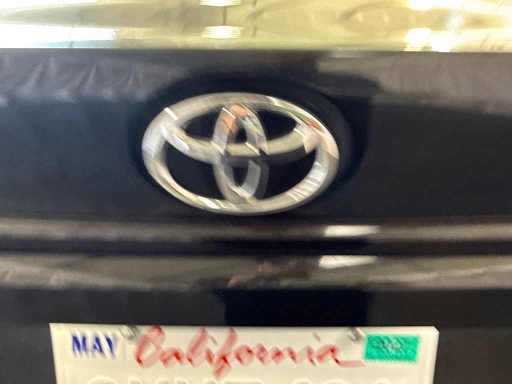 Thumbnail: 2021 Toyota Corolla - 20