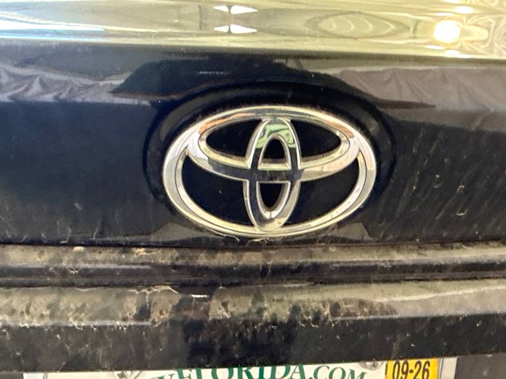Thumbnail: 2022 Toyota Corolla - 17