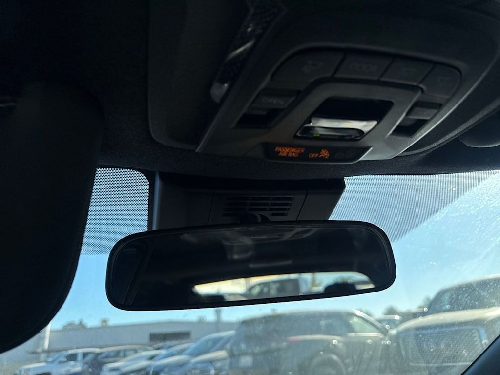 Thumbnail: 2025 Toyota Corolla - 26
