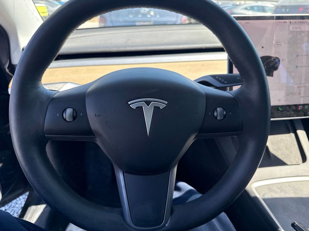 Thumbnail: 2021 Tesla Model 3 - 2
