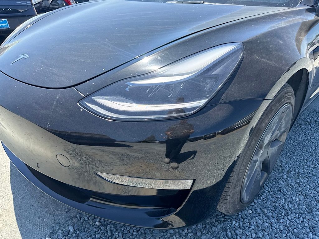 Thumbnail: 2021 Tesla Model 3 - 15