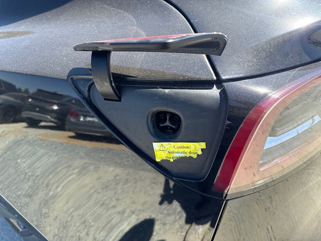 Thumbnail: 2021 Tesla Model 3 - 16