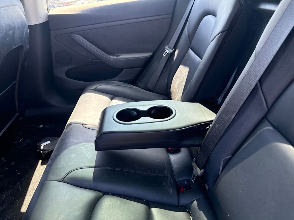 Thumbnail: 2021 Tesla Model 3 - 18