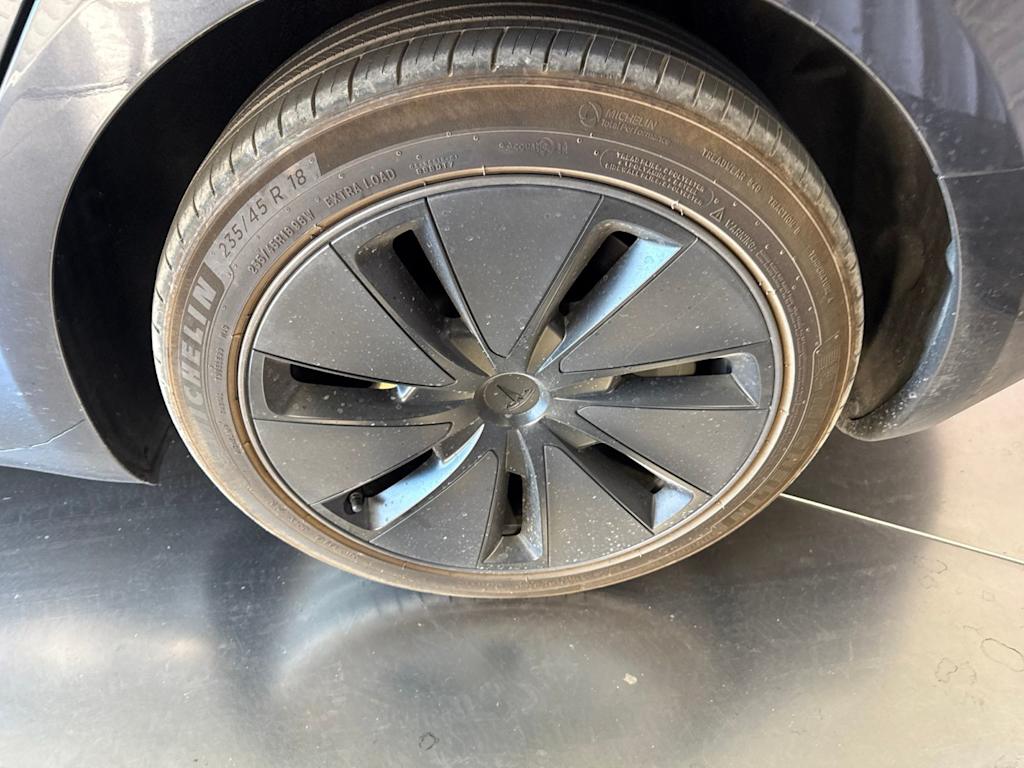 Thumbnail: 2024 Tesla Model 3 - 6