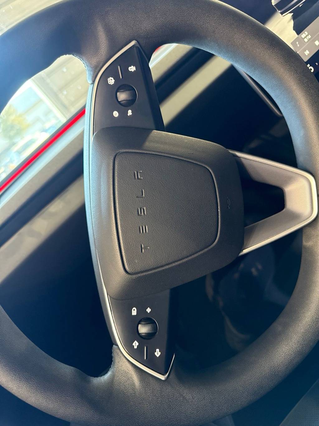 Thumbnail: 2024 Tesla Model 3 - 21