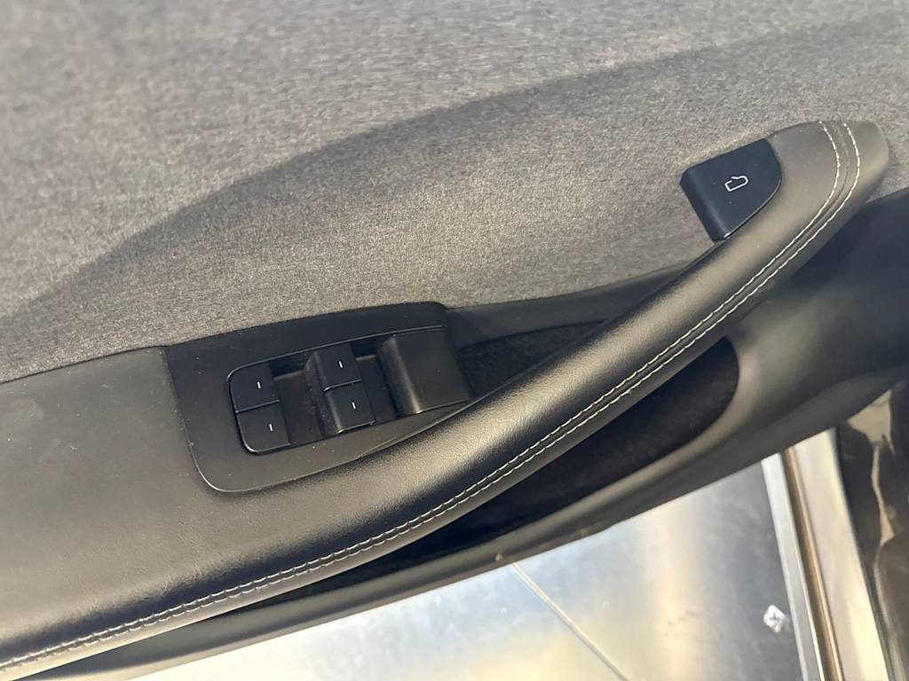 Thumbnail: 2024 Tesla Model 3 - 18
