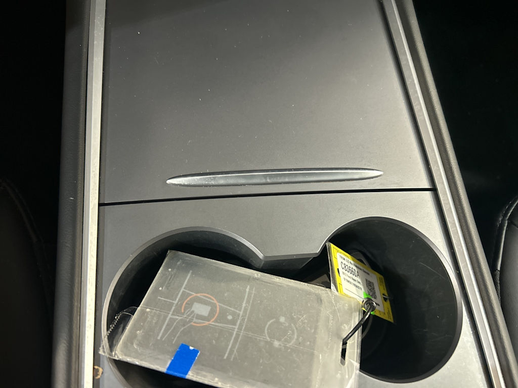 Thumbnail: 2023 Tesla Model 3 - 27