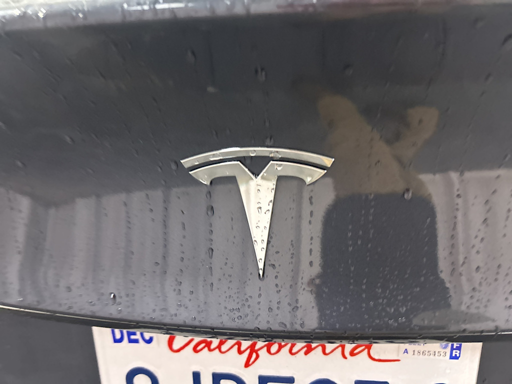 Thumbnail: 2023 Tesla Model 3 - 17