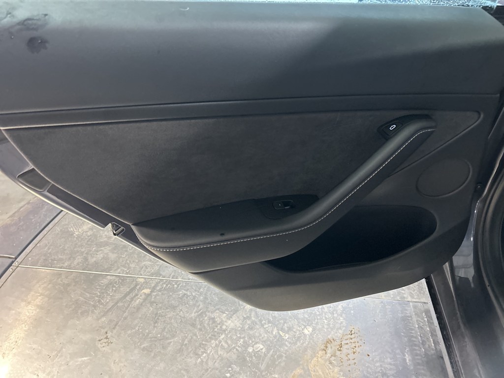 Thumbnail: 2023 Tesla Model 3 - 22