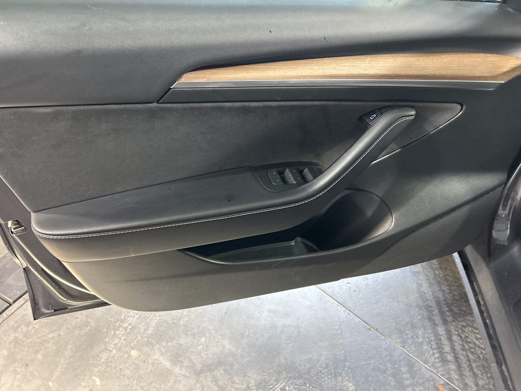 Thumbnail: 2023 Tesla Model 3 - 25