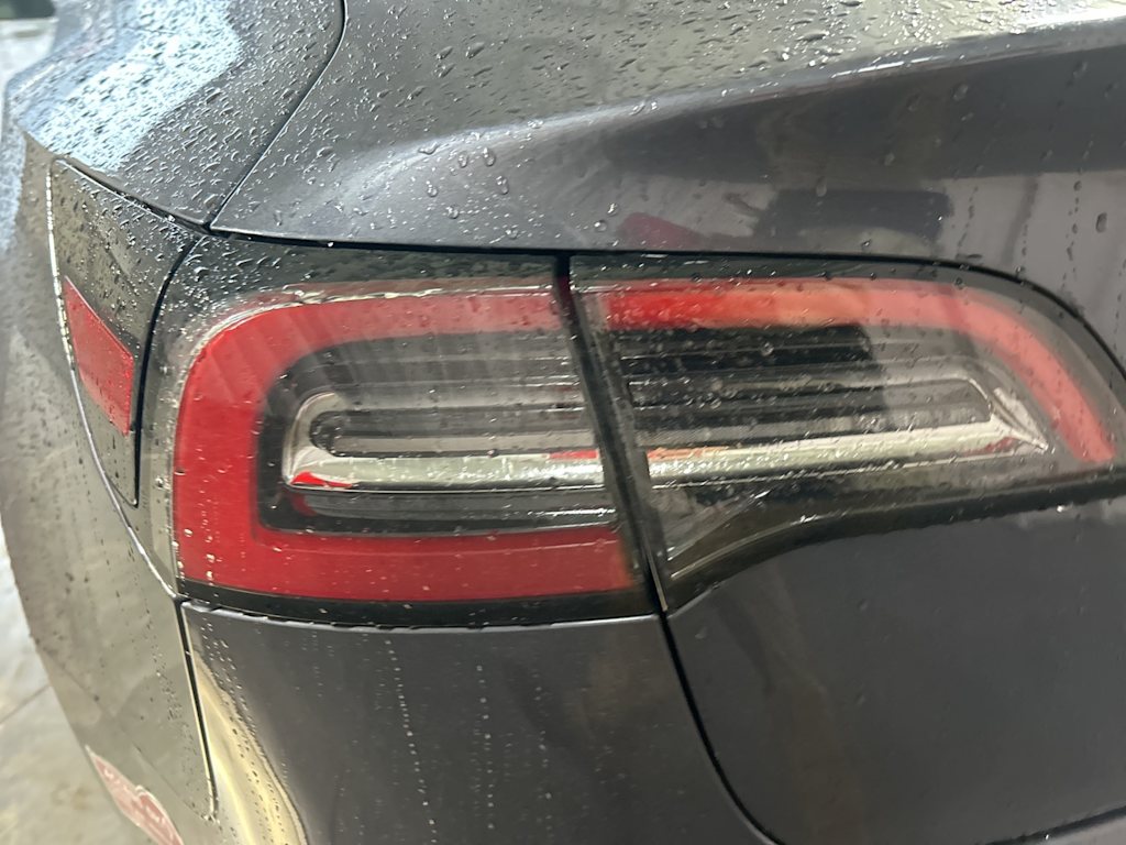 Thumbnail: 2023 Tesla Model 3 - 18