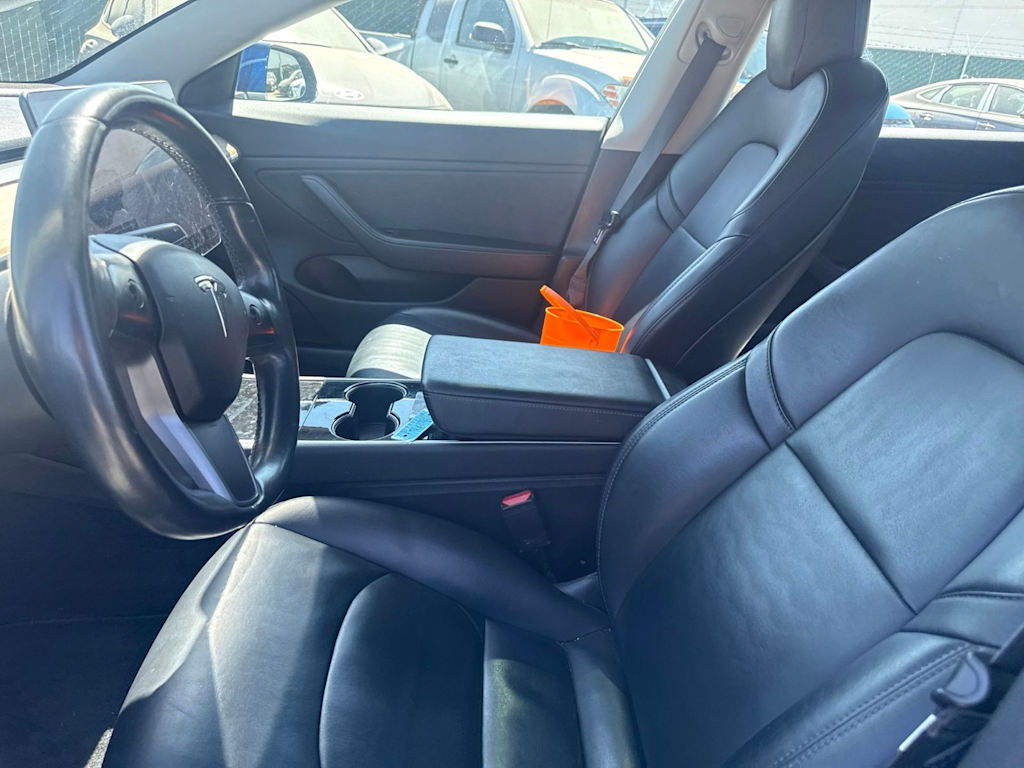 Thumbnail: 2018 Tesla Model 3 - 6