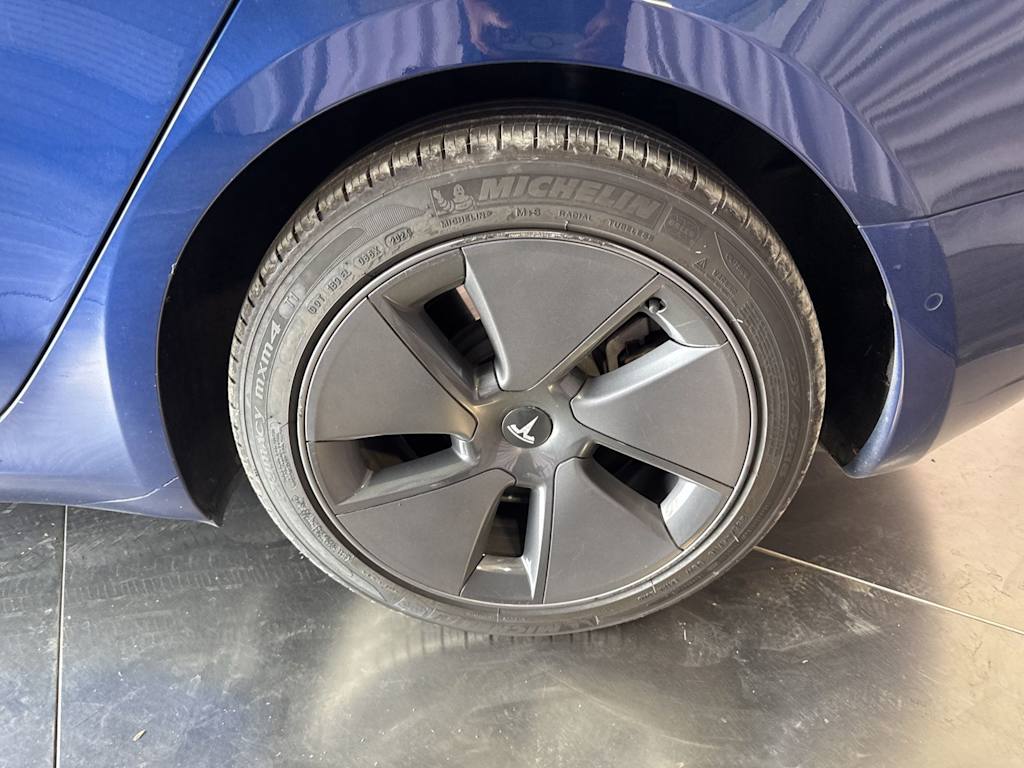 Thumbnail: 2022 Tesla Model 3 - 8