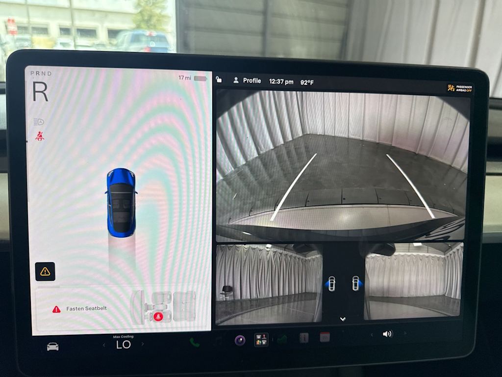 Thumbnail: 2022 Tesla Model 3 - 23