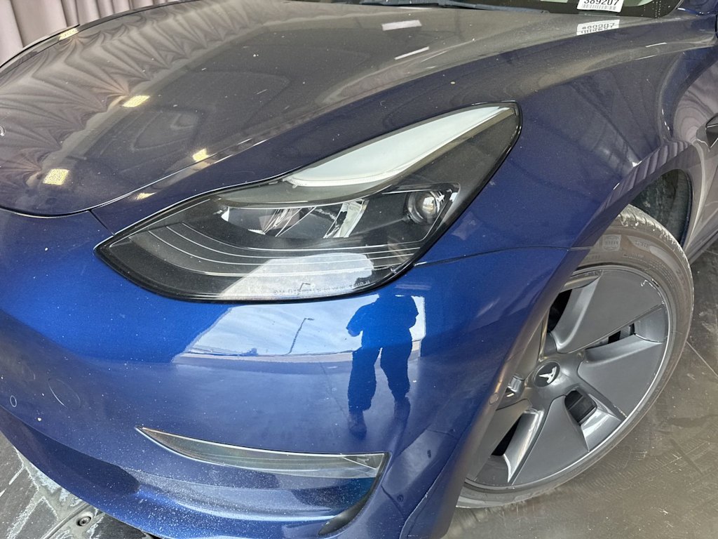 Thumbnail: 2022 Tesla Model 3 - 17