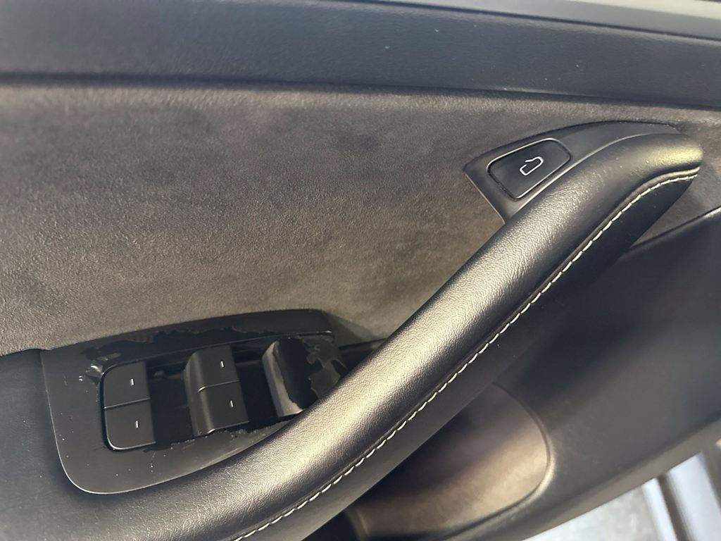 Thumbnail: 2023 Tesla Model 3 - 20