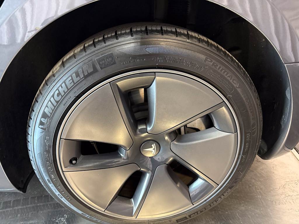 Thumbnail: 2023 Tesla Model 3 - 8